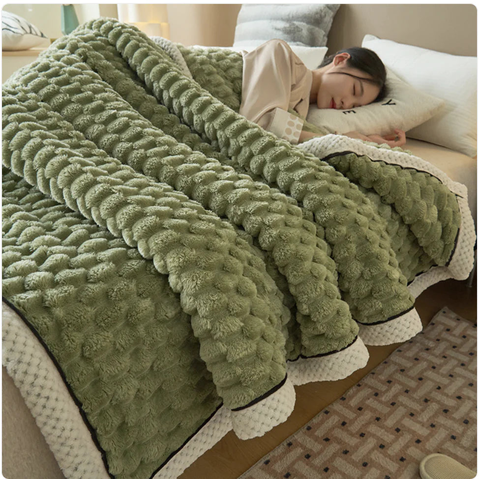 Woven Plush Thermal Blanket