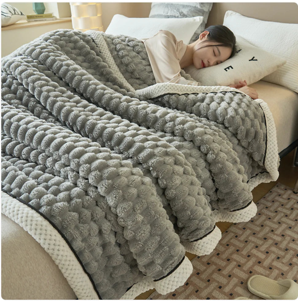 Woven Plush Thermal Blanket