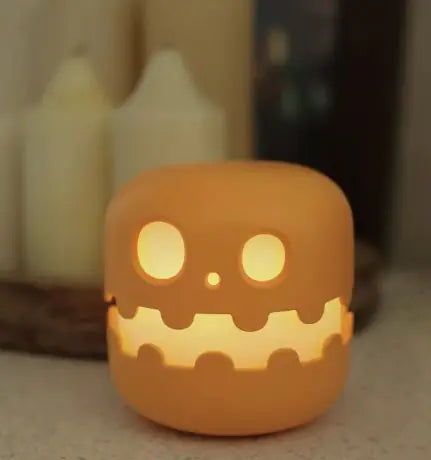 Skeleton Face Lamp