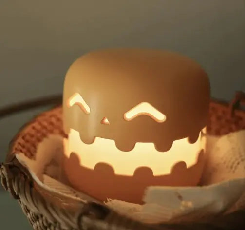 Skeleton Face Lamp