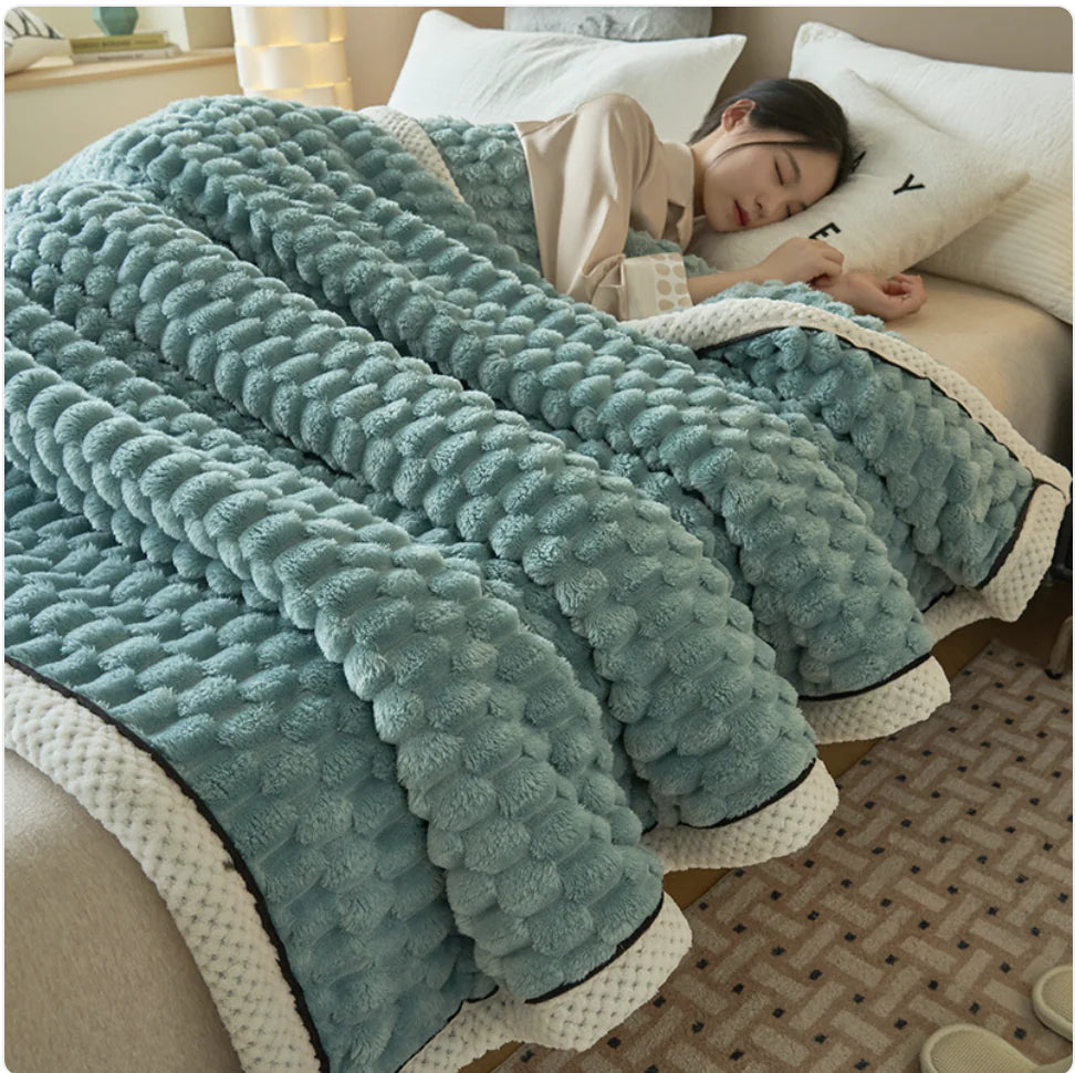 Woven Plush Thermal Blanket